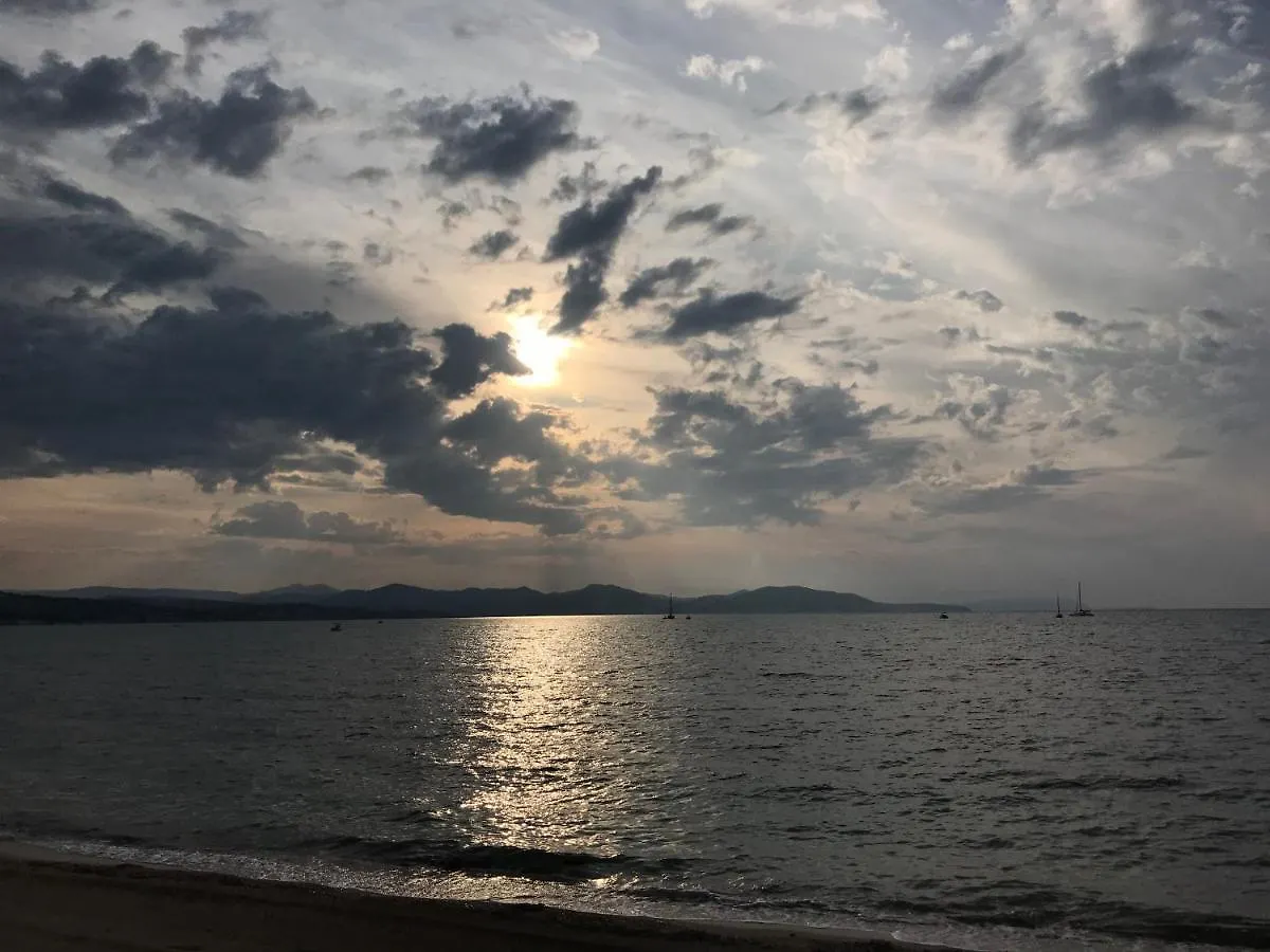 Appartement Le Cosi 2 -Bord De Mer- La Ciotat Frankrijk