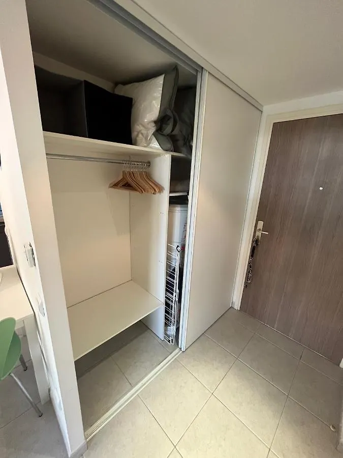 Appartement Le Cosi 2 -Bord De Mer- La Ciotat 0*,
